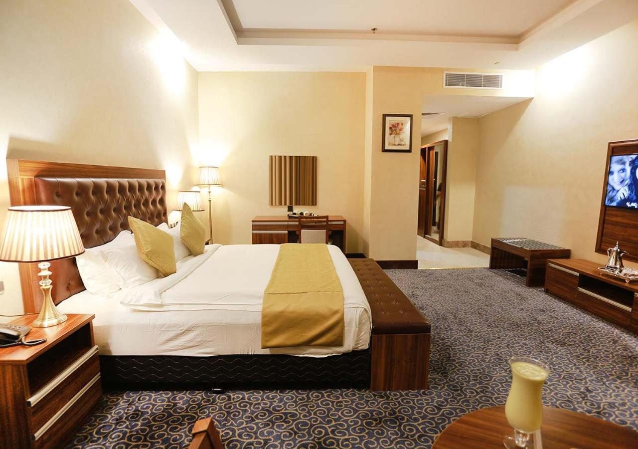 Karam Jeddah Hotel ภายนอก รูปภาพ