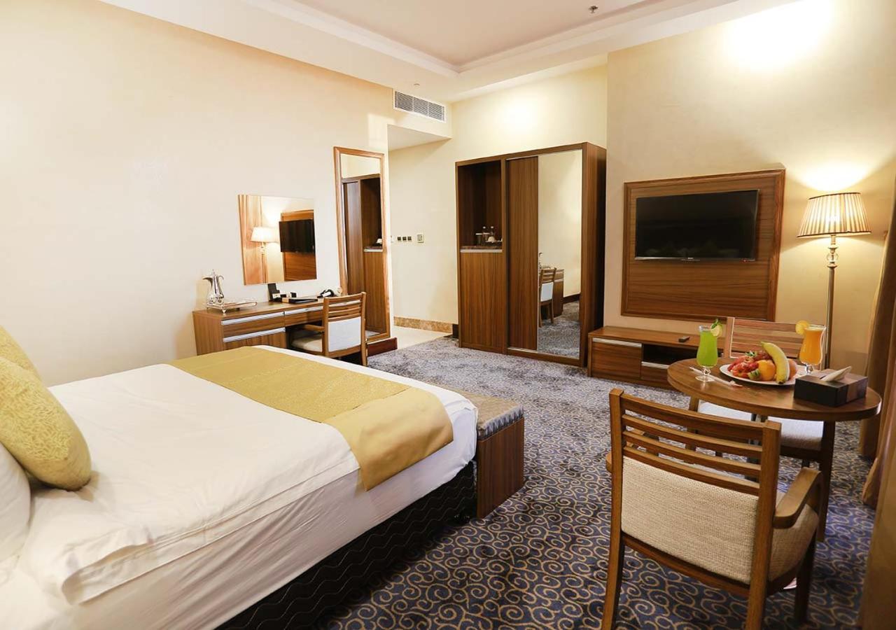 Karam Jeddah Hotel ภายนอก รูปภาพ