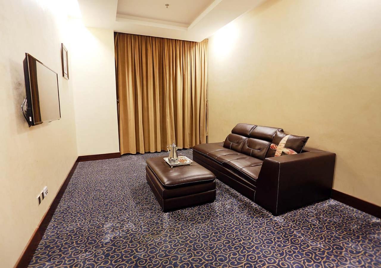 Karam Jeddah Hotel ภายนอก รูปภาพ